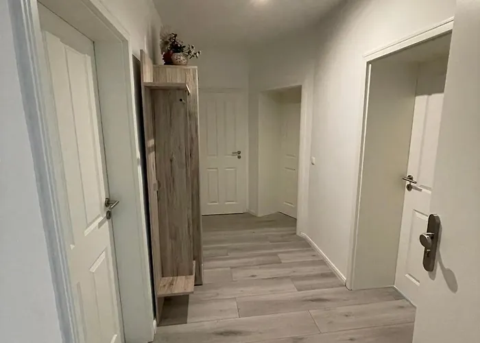 Guenstige Und Traumhafte Ferien- Und Monteurswohnung Zentral In شقة